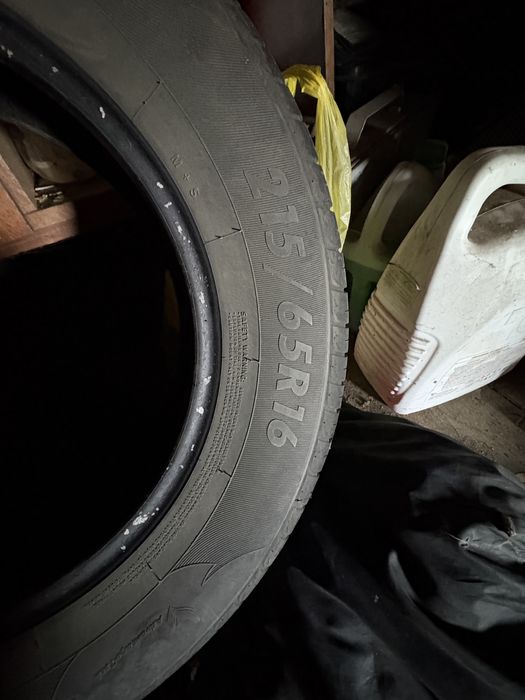 Продам летние шины на 16