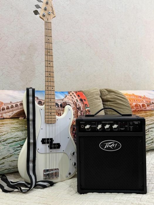 Бас гитара+комбоусилитель, идеально для дома