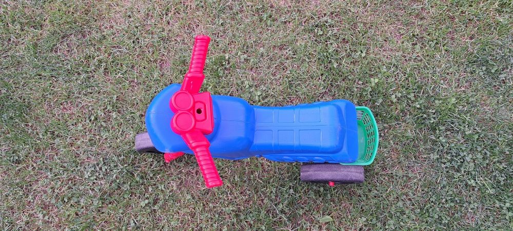 Детска количка с педали и моторче