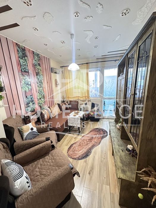 Продава се Двустаен апартамент в Варна, Колхозен пазар - 40 кв.м за 1530 €/кв.м - Снимка #1