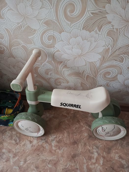 Продам детский велик-беговел.