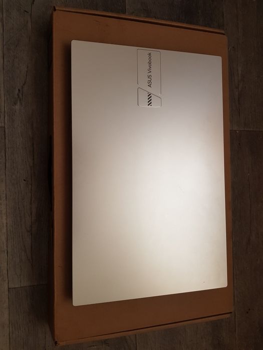 Asus Vivobook 15