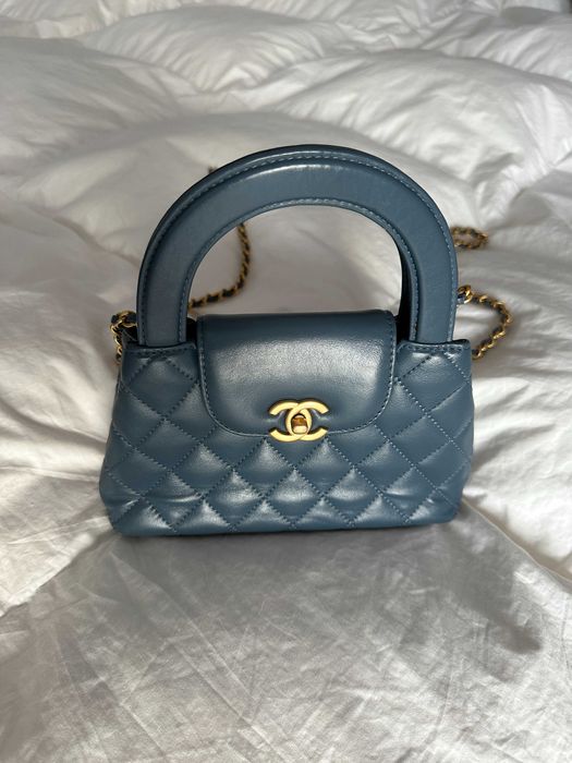 Geanta Chanel mini din piele naturala bleo