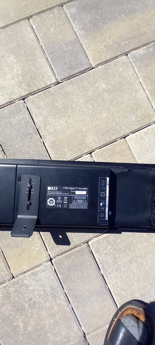 Soundbar cu subwoofer wireless KEF