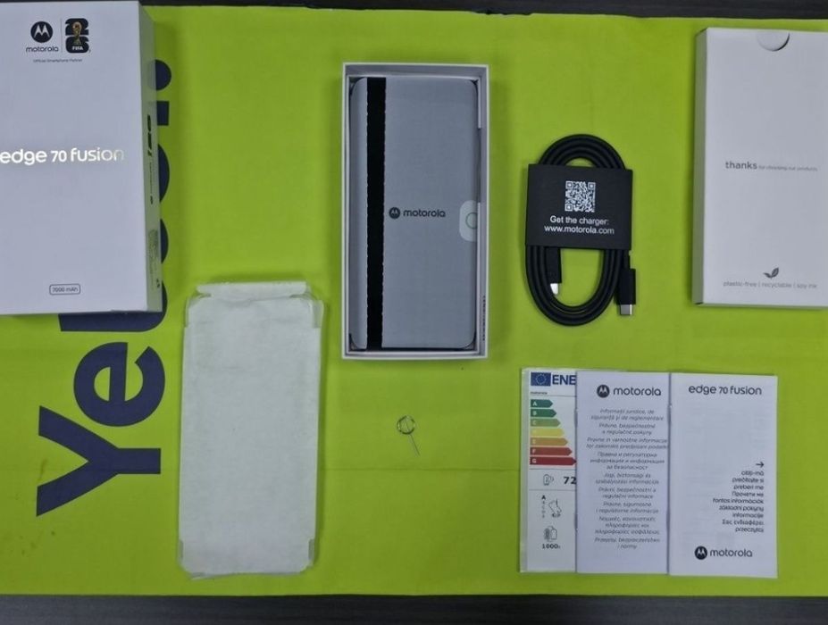 КАТО НОВ 256GB Motorola Edge 70 Fusion Yettel Гаранция 2029 Black / Черен