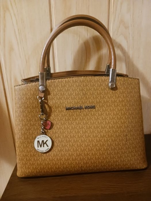 Michael Kors чанта