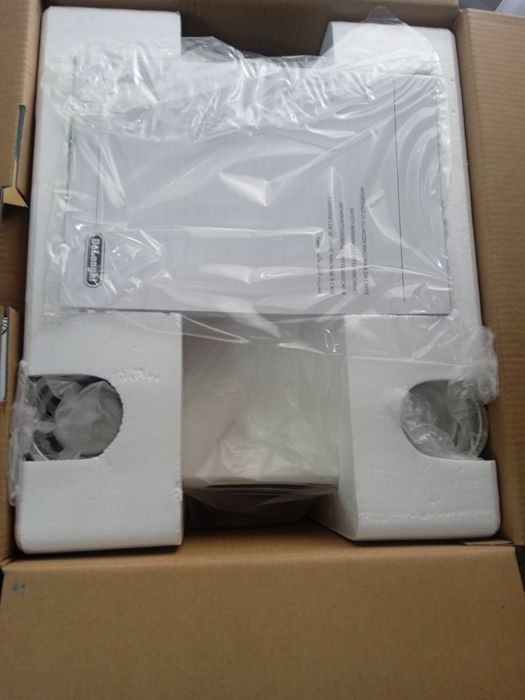 Кофемашина DeLonghi ECP33.21.W