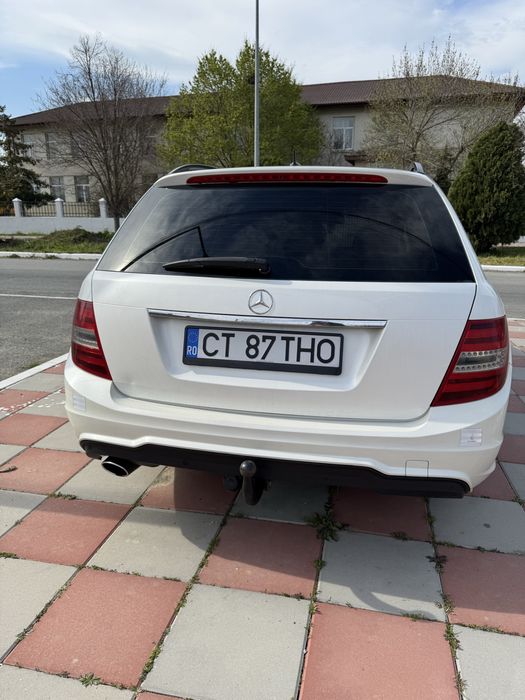 Mercedes c250.