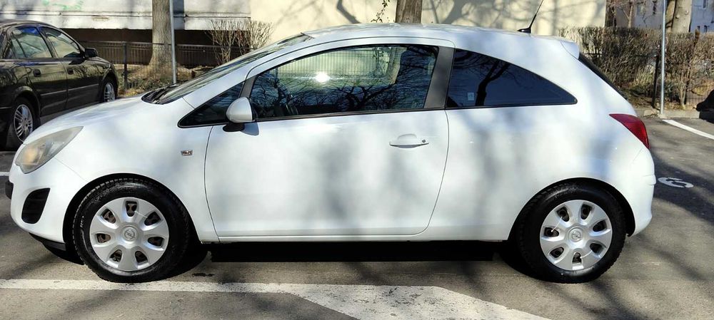 Vând mașină Opel Corsa