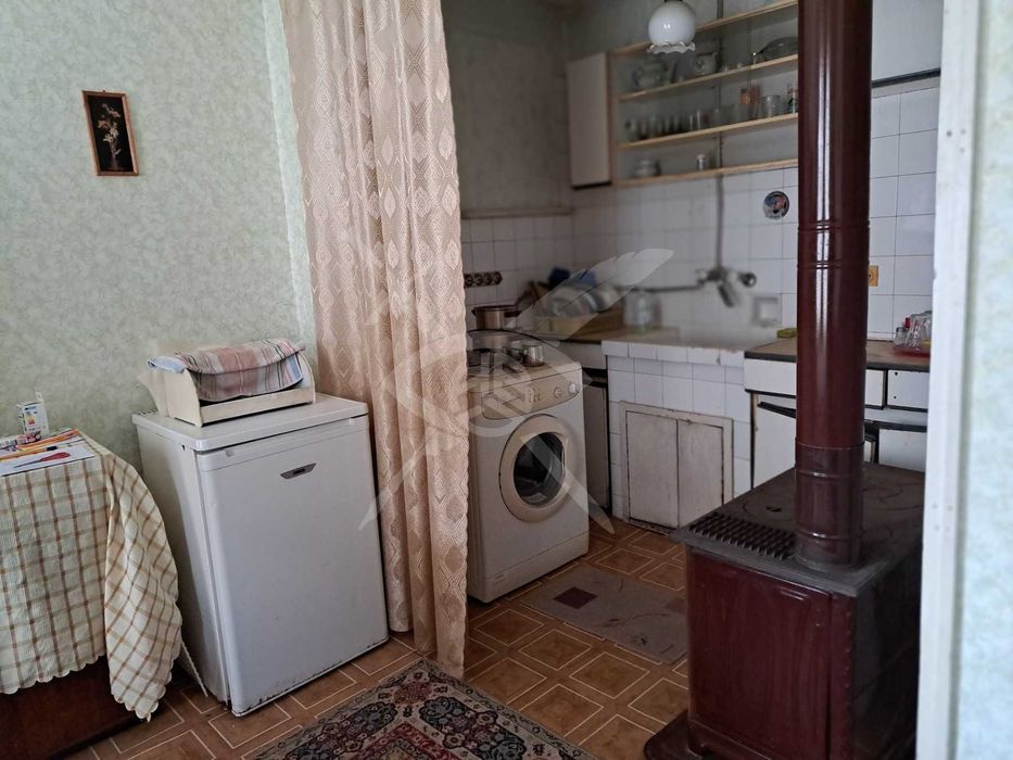 Триетажна Къща - Несебър