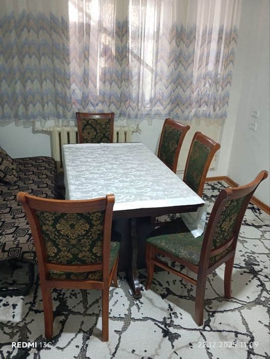 Шкаф ,стол стул ва холадильник сотилади нархи келишилади