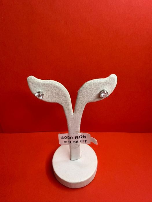 Cercei cu pietre prețioase din aur de 14K Amanet BKG