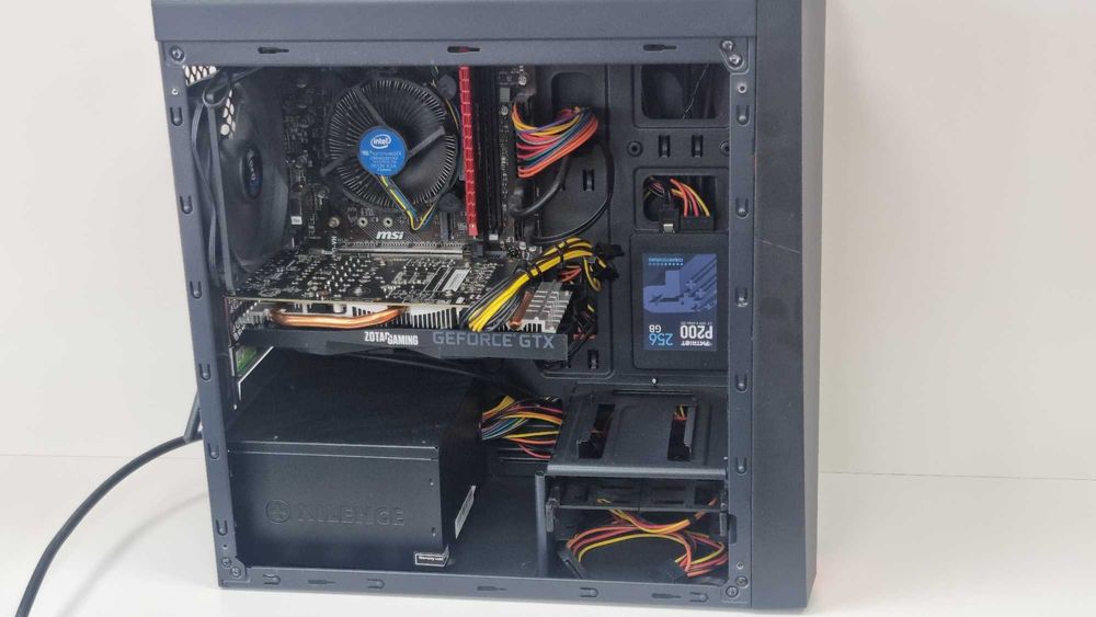 Unitate PC Gaming [Amanet Club Caro ]