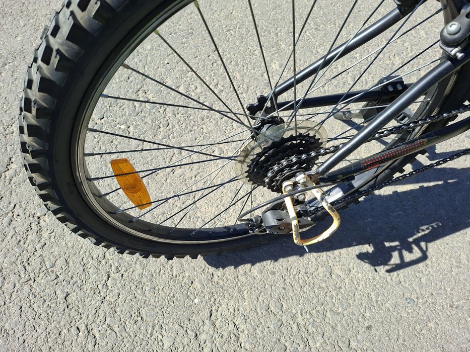 Vand bicicleta B-twin rockrider 500 pret 550 lei