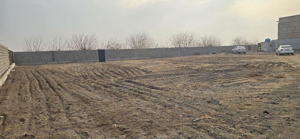 Продаётся база территория под склады производство.