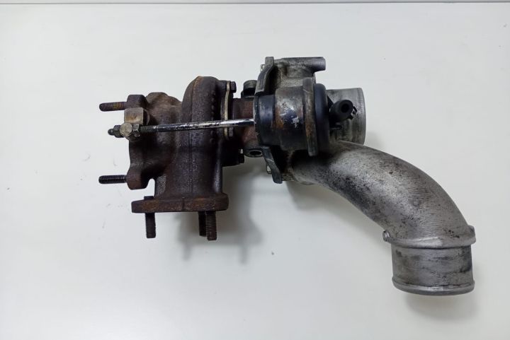 Turbina turbosuflanta 2.5 dci 036999H067677 Renault Master a 2-a gene