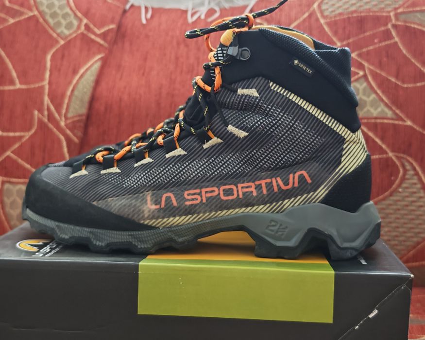 Продавам мъжки трисезонни туристически Обувки La Sportiva Aequilibrium Hike Gtx 46