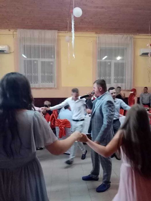 Formatie de muzica populara si de petrecere pentru eveimente nunti, botezuri, majorate