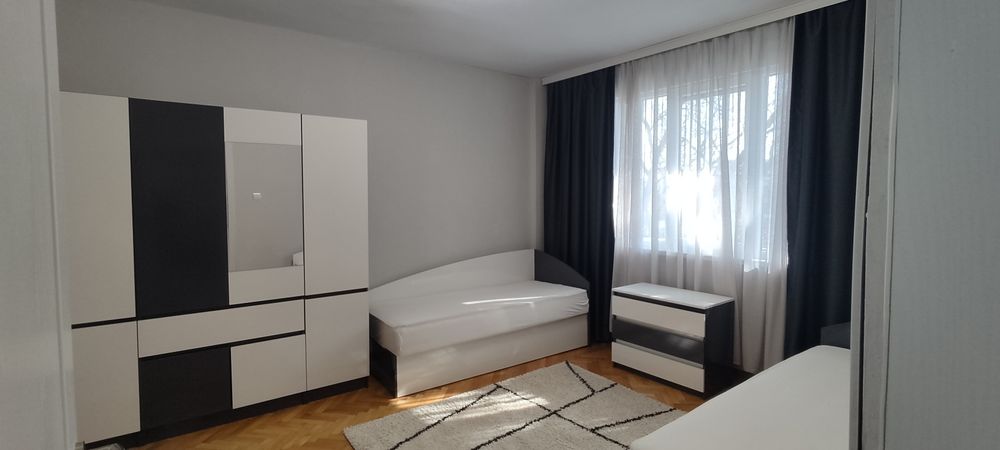 Дава се под наем Тристаен апартамент в Казанлък - 82 кв.м за 398.82 € - Снимка #19