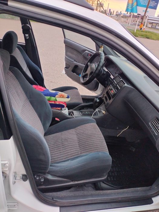 Продам тайёту Карина е