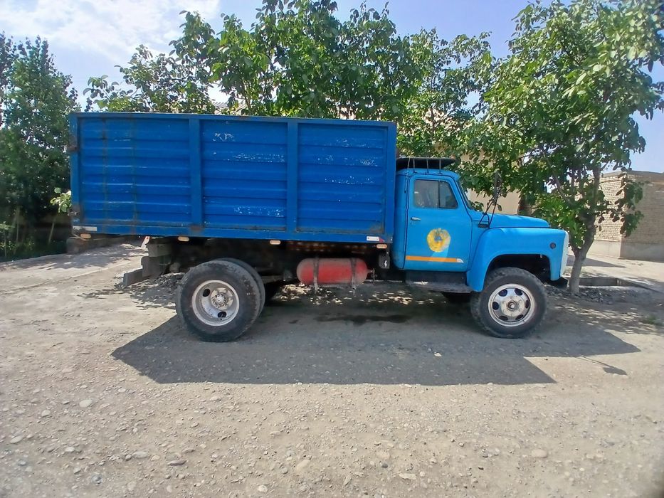 Gaz 53 zudlik bilan sotiladi