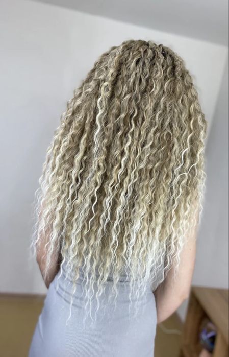 Афрокосы, афролоконы, дреды, плетение