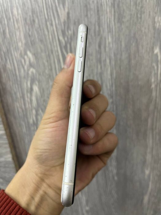 Iphone 11 sotiladi