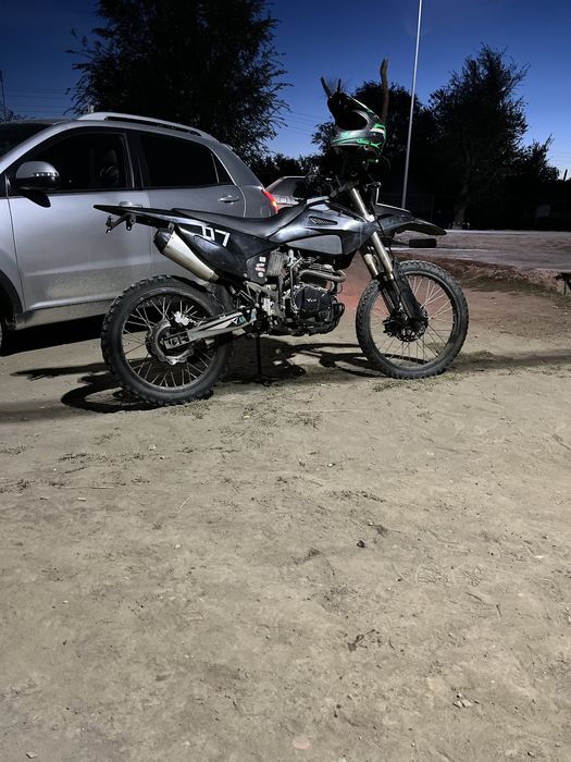 Продам Мотоцикл класса Эндуро