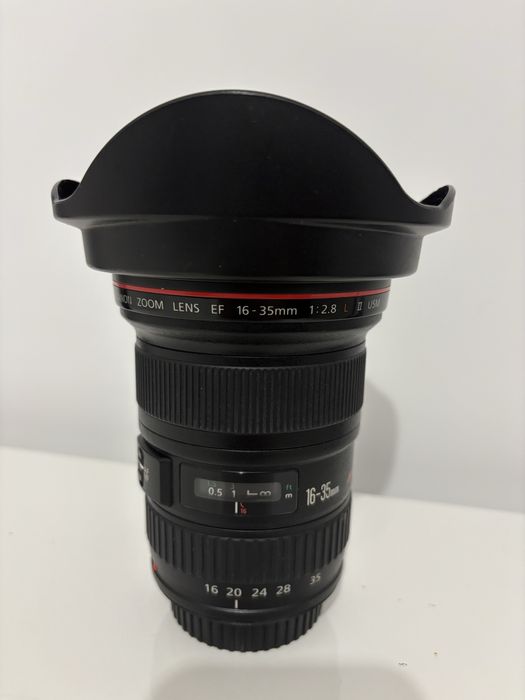 Obiectiv foto Canon EF 16-35 mm  f 2.8