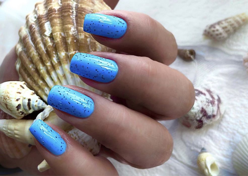 Маникюр с гель покрытием 5000 скидка ! Месяц