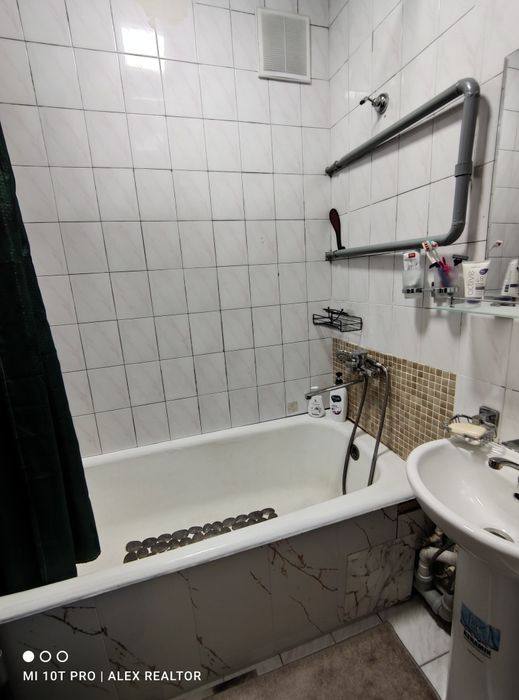 Продажа Евро однушка Дустлик 1 Янгихает 44м² балкон 2х6 разделка