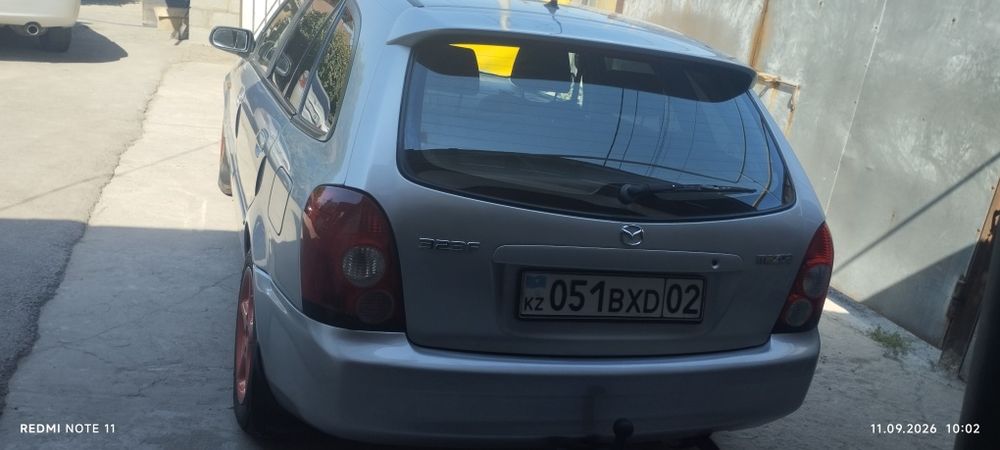 Мазда 323F 2002г