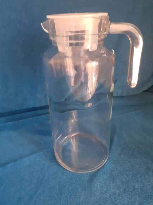 Продам кувшин, графин