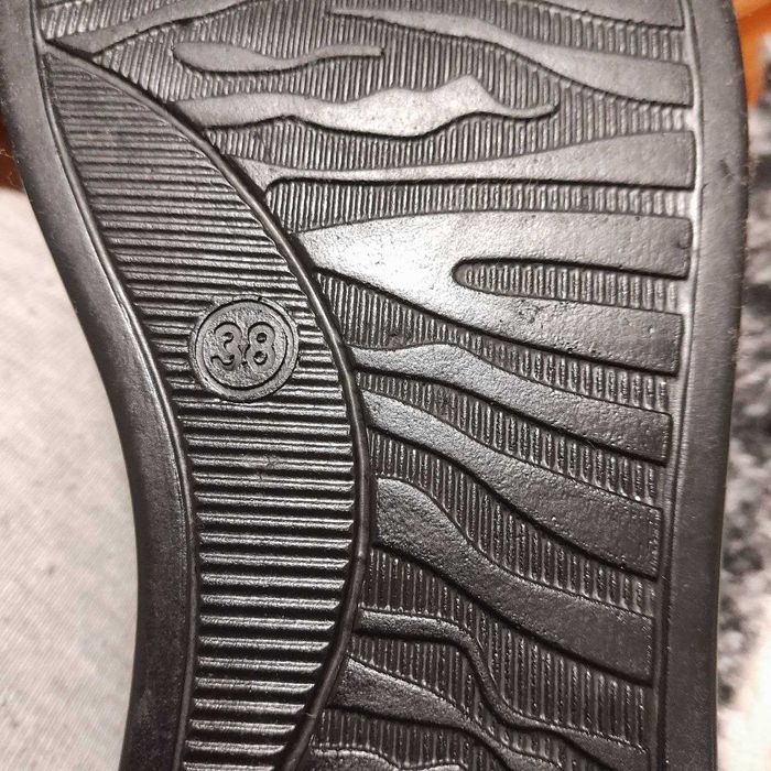 Туфли на весну и осень.