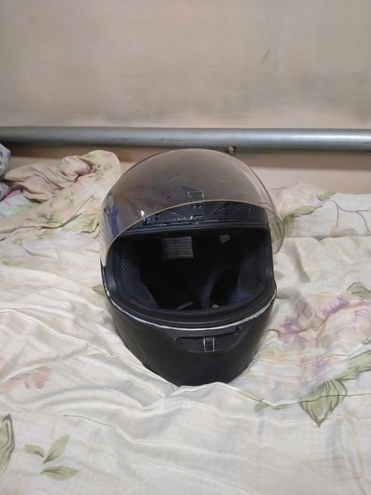 Продам мото шлем