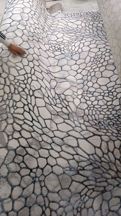 Yangi Gilam  275 × 290