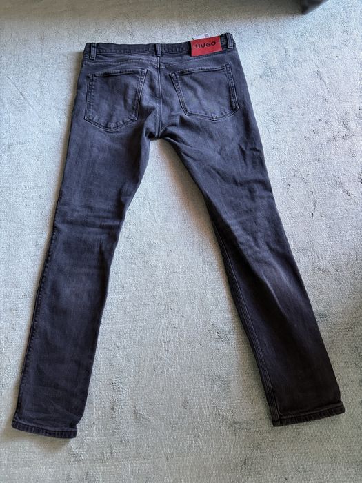 Blugi Hugo Boss Negri