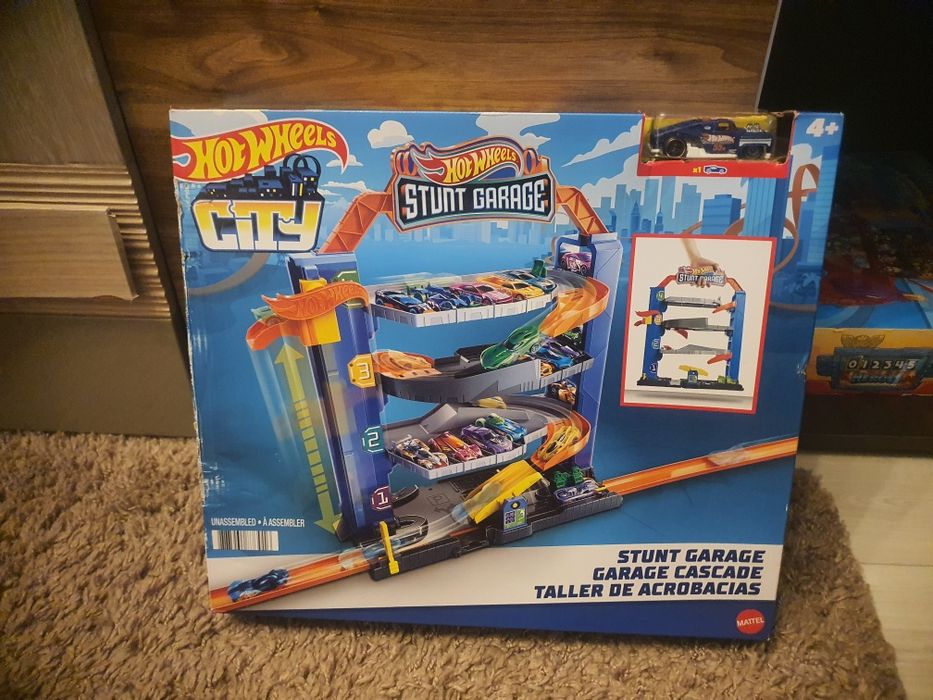 Joc Hotwheels, lego Minecraft, jucării McDonalds etc