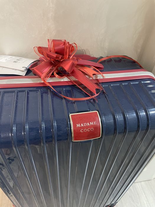 Продам Чемодан мадам коко