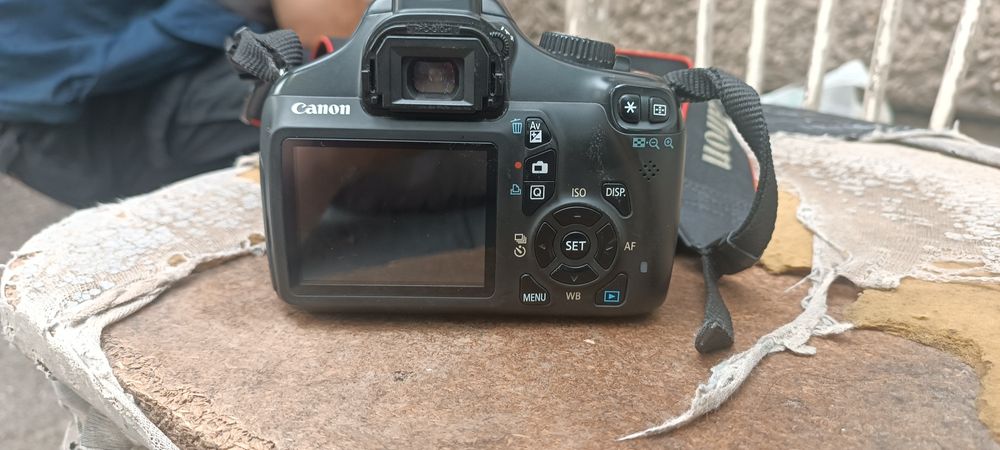 Фотоаппарат canon EOS 1100D
