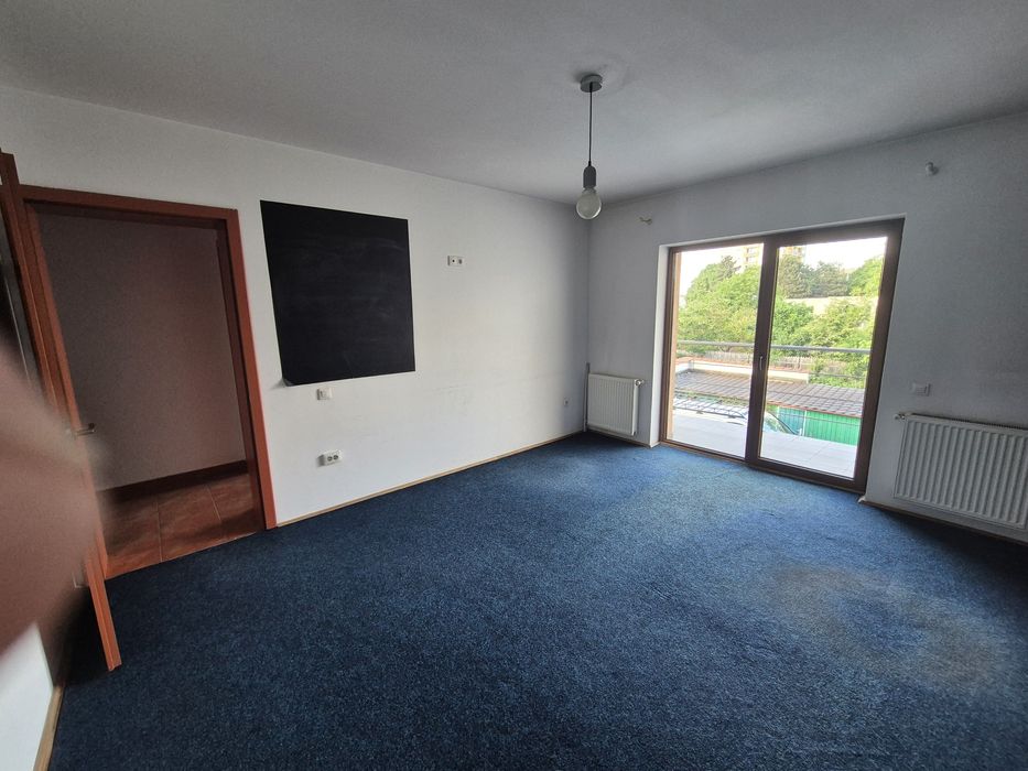 De închiriat spațiu birouri  Cabinet Firmă  3 camere Str. Bistritei