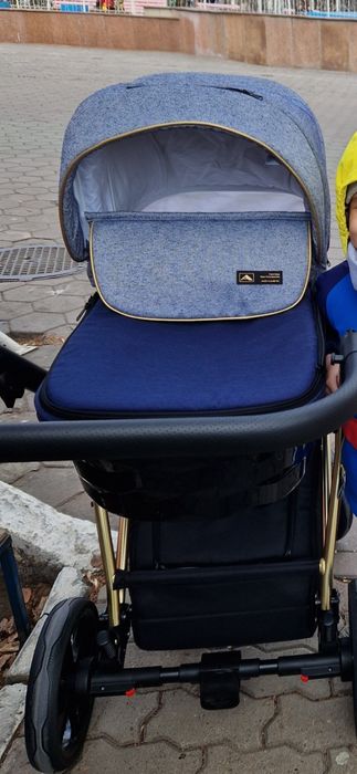 Продам коляску фирмы Adamex Paolo