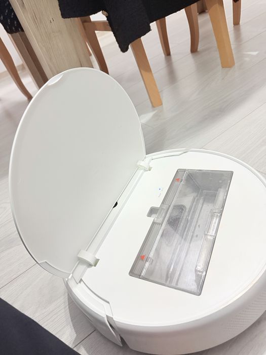 Робот Xiomi vaccum Map прахосмукачка