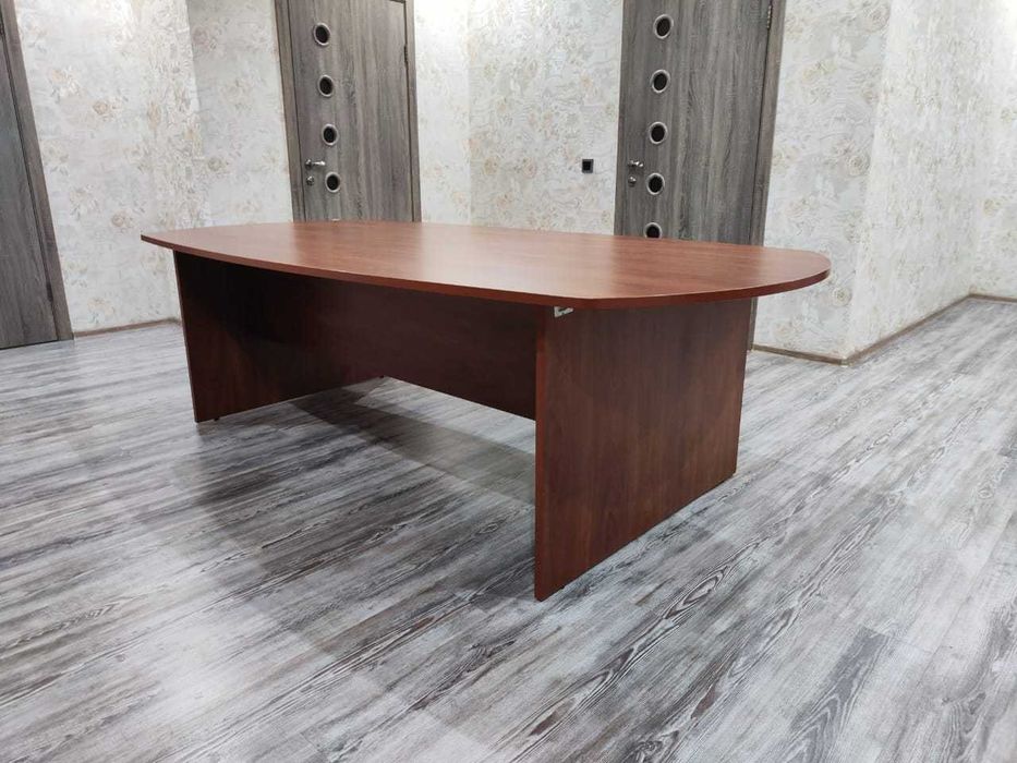 Продам стол, бу в отличном состоянии.