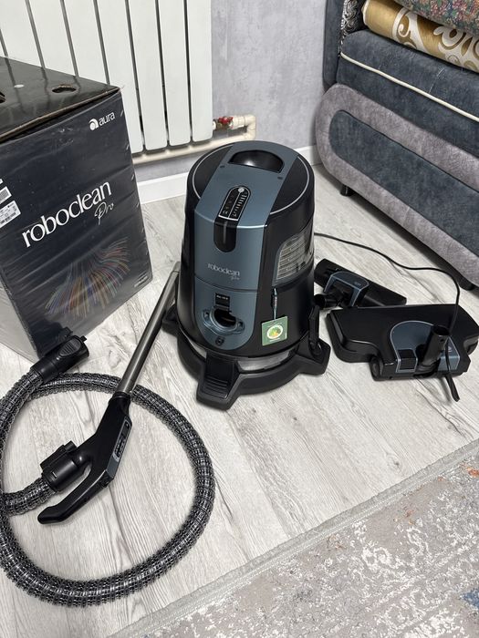 Пылесос Aura Roboclean Roboclean Splus серебристый