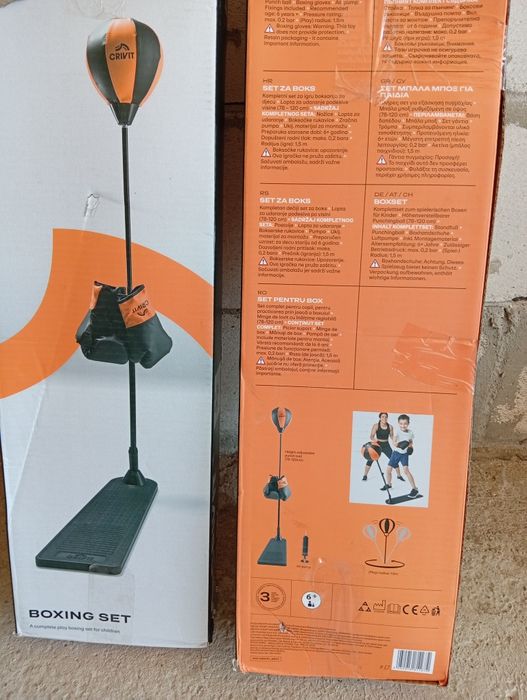 Boxking set cu mănuși box crivit nou