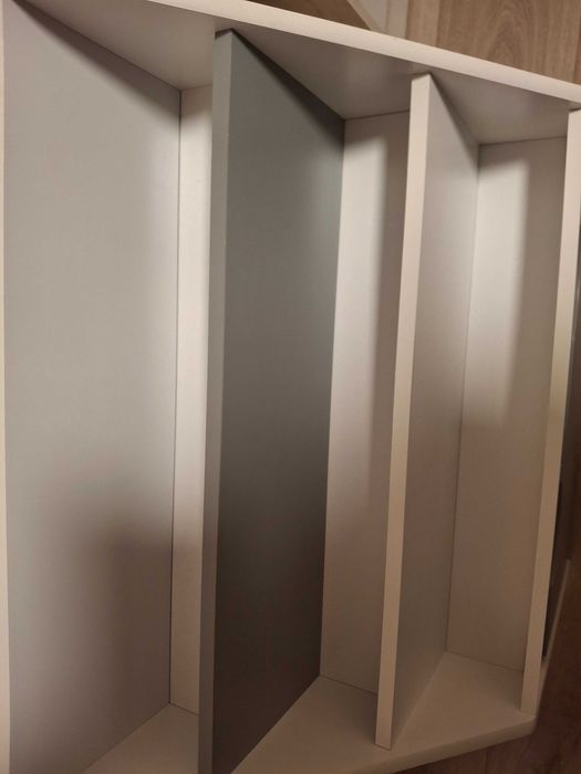 Детски органайзер за книги и играчки в отлично състояние