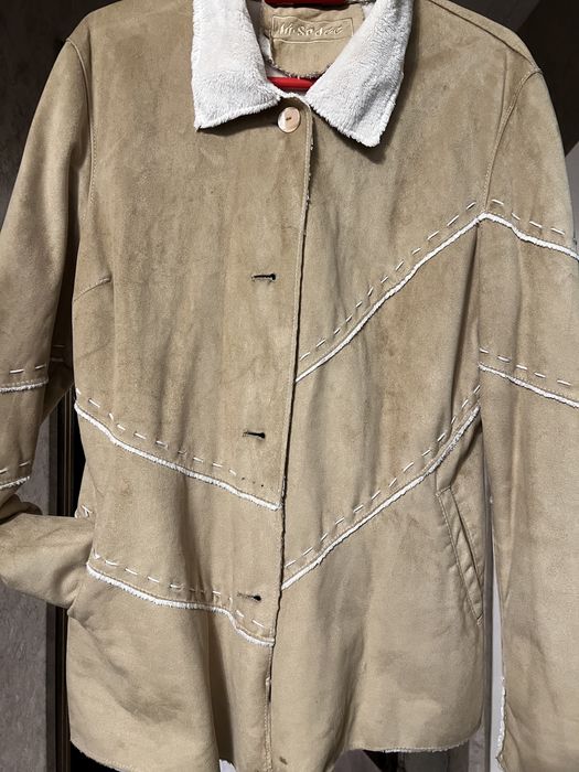 Продам женскую куртку