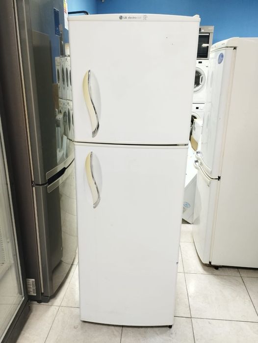 Холодильник марка LG