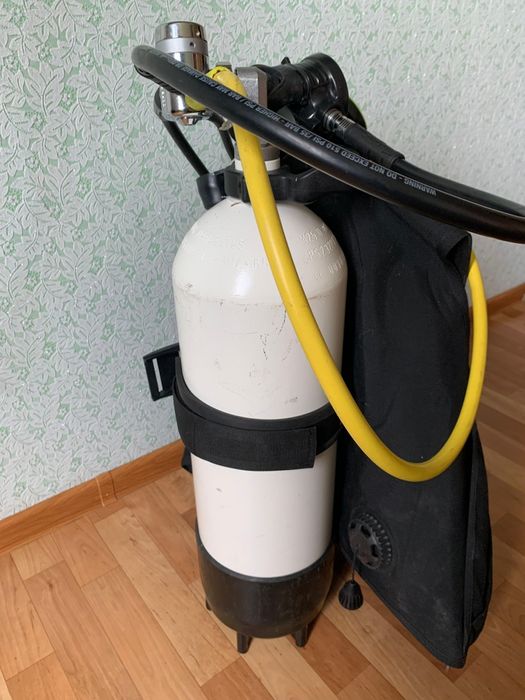 Акваланг для подводного плаванья